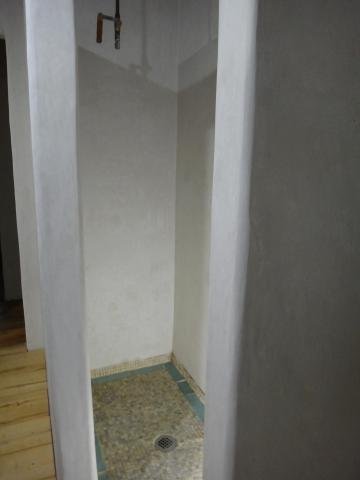 shower with thermo valve